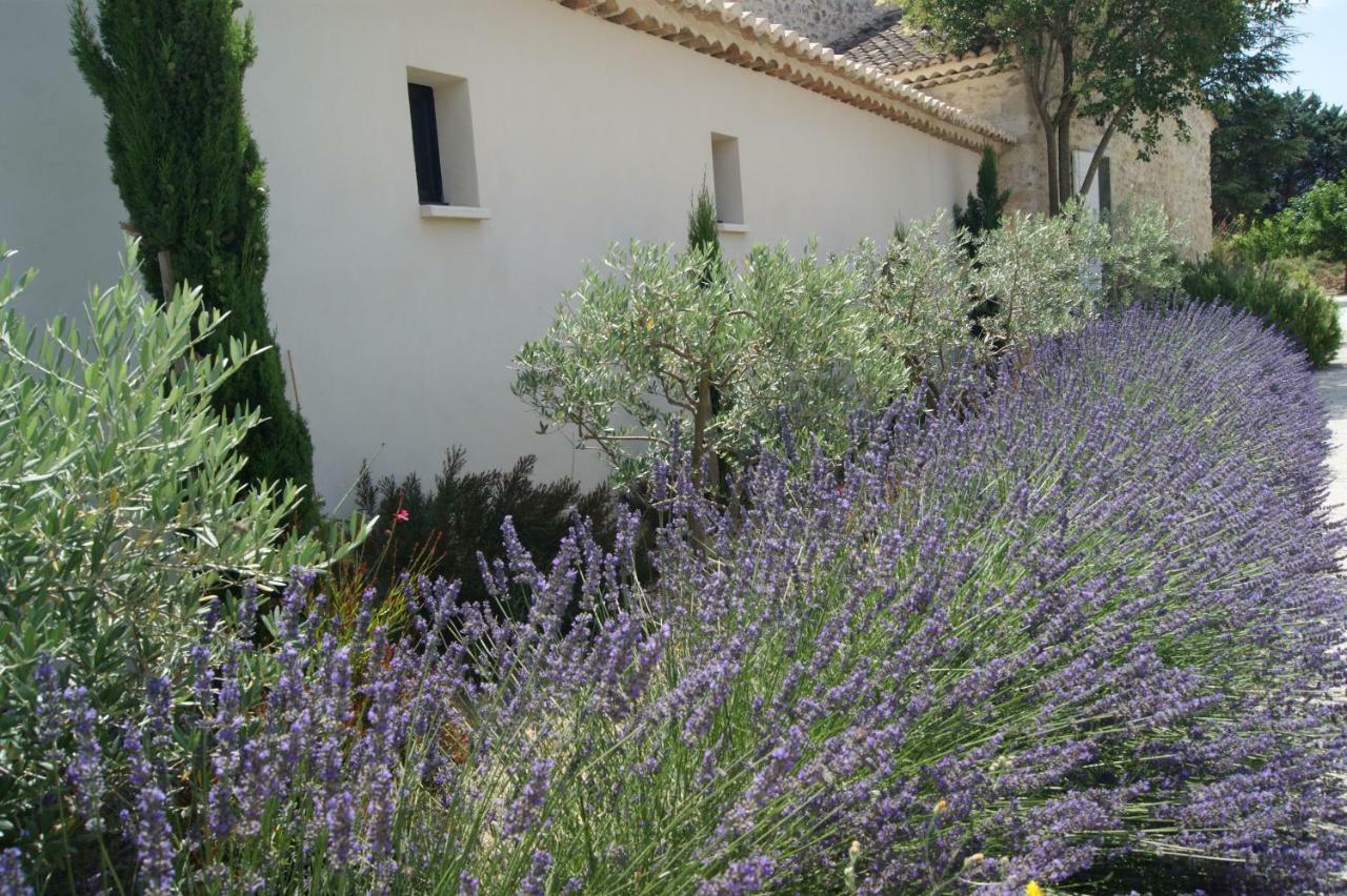 Gites Dans Mas En Pierres Robion en Luberon Екстер'єр фото